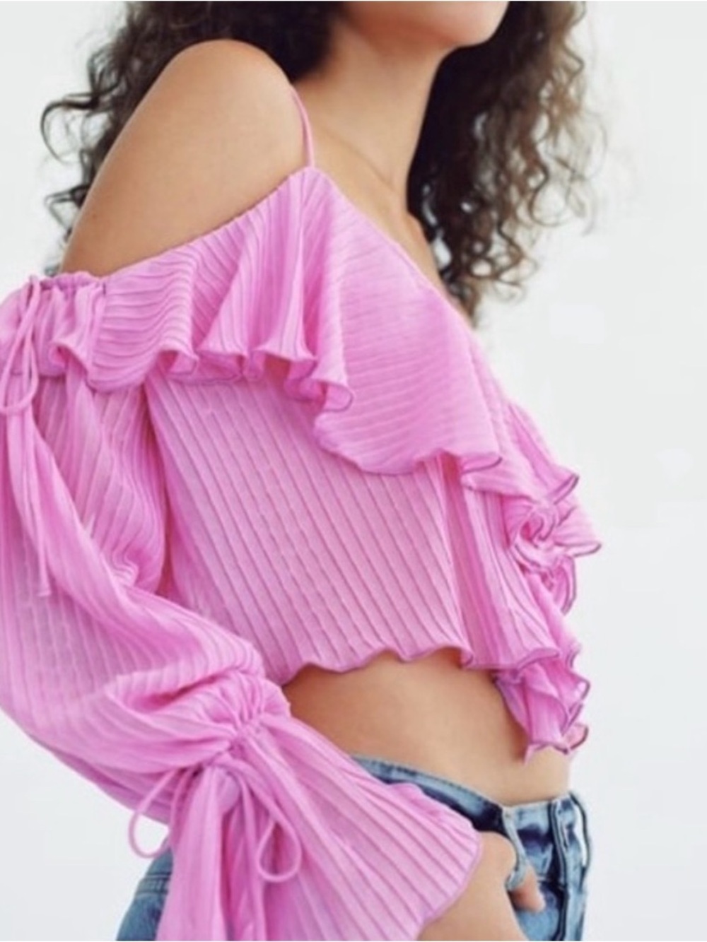 Zara Pink Ruffle Off-Shoulder Crop Top - Picture 2 of 6